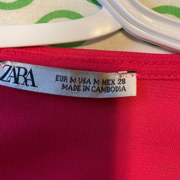 Fuchsia Zara top - Picture 2 of 4